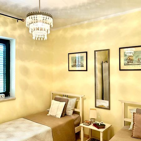 Apartment Tri Kiparisa Tivat Exteriör bild