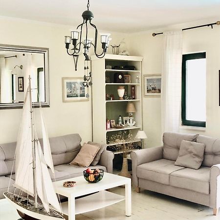 Apartment Tri Kiparisa Tivat Exteriör bild